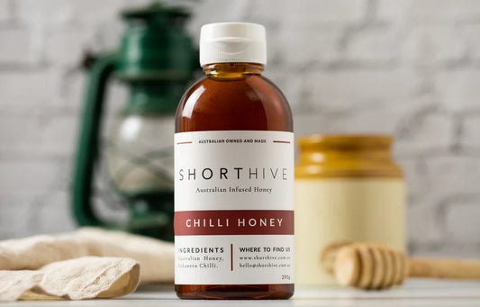 SHORT HIVE CHILLI HONEY