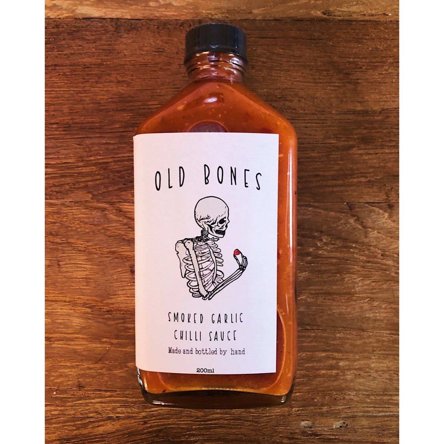 Old Bones Smoked Garlic Chilli Sauce 200ml